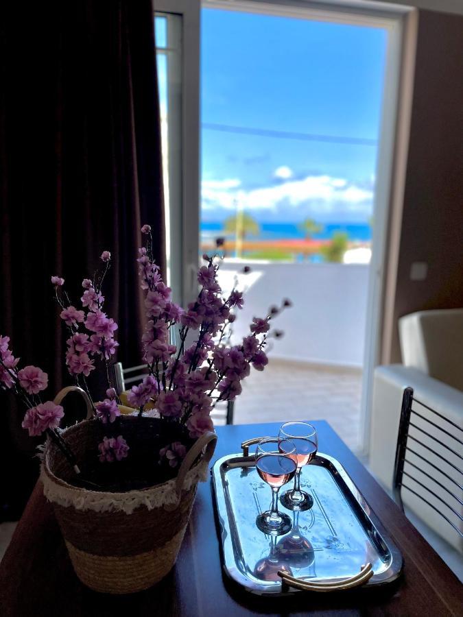 ファリラキBay Viewアパートメント エクステリア 写真